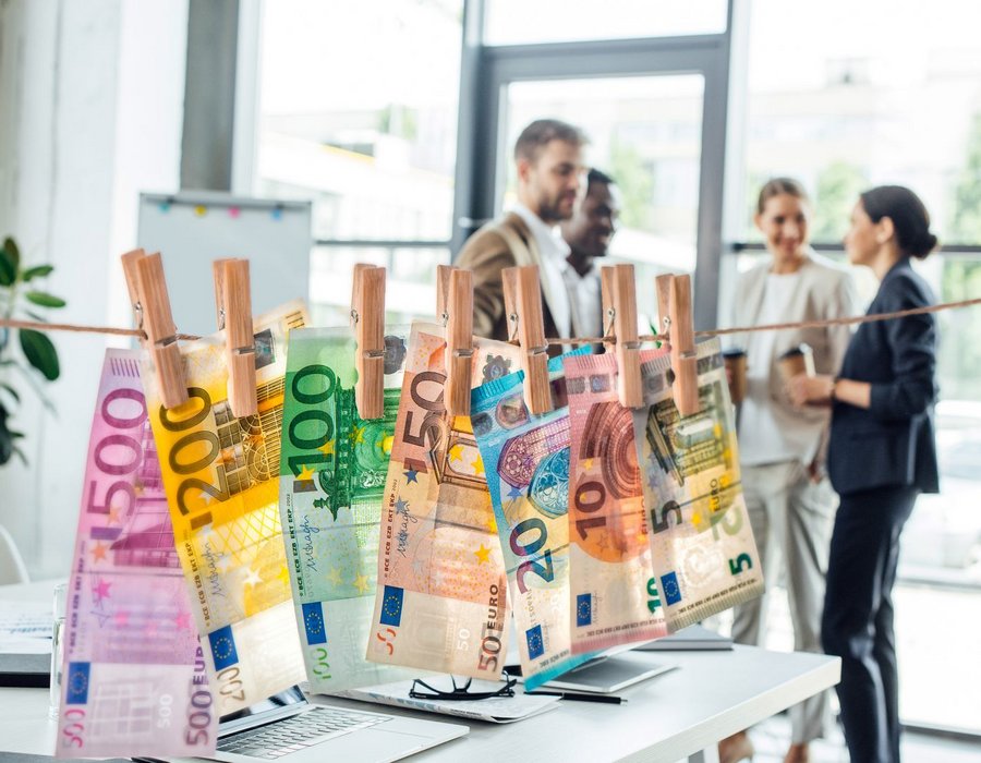Basiswissen Geldwäscheprävention Basiswissen Geldwäscheprävention