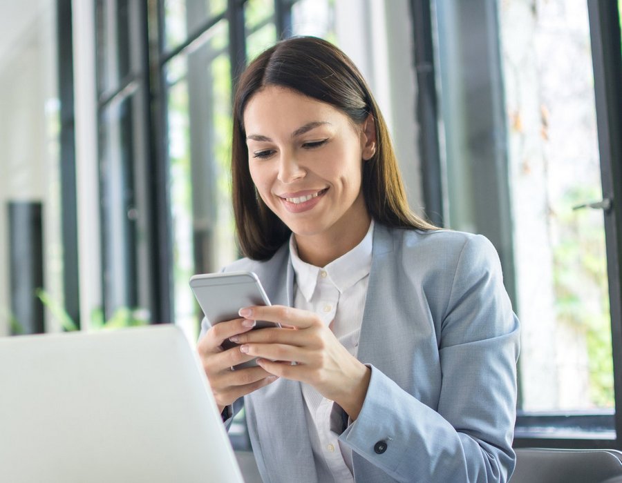 Whitepaper Vorteile und Gefahren sozialer Netzwerke Whitepaper Vorteile und Gefahren sozialer Netzwerke