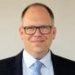 Jan Paus, LL.M., LL.M. Jan Paus, LL.M., LL.M.