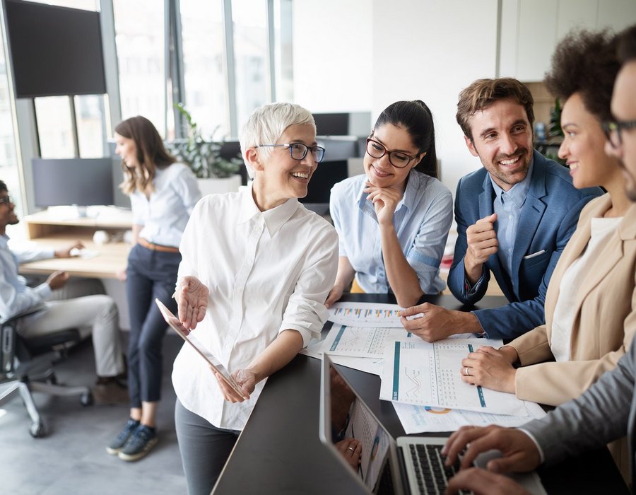 Selbst- und Taskmanagement
für Fach- und Führungskräfte Selbst- und Taskmanagement
für Fach- und Führungskräfte
