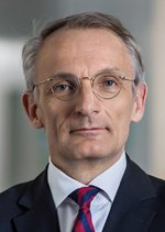 Prof. Dr. Nils Heide Prof. Dr. Nils Heide