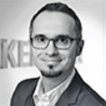 Dr. Frederik Flenner Dr. Frederik Flenner